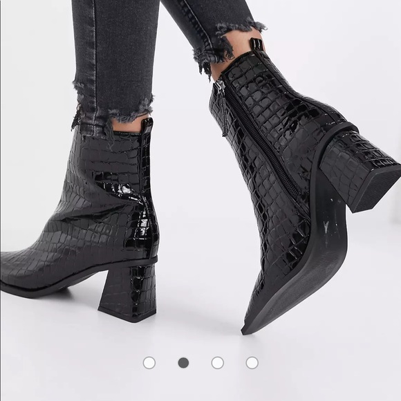 Topshop Black Croc-Embossed Ankle Boots - Picture 7 of 8